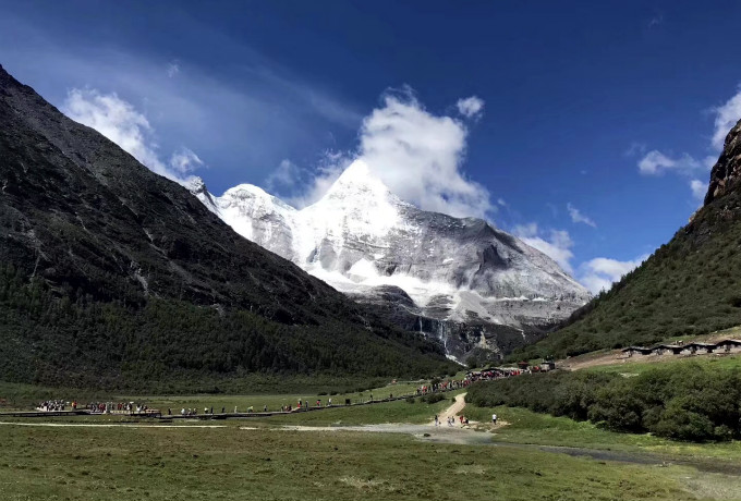 青岛会议旅游纪念品选择