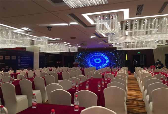 青岛会议轿车接送机服务—青岛会议场地