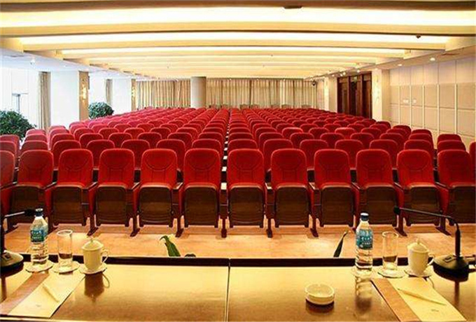 青岛会议场地费用