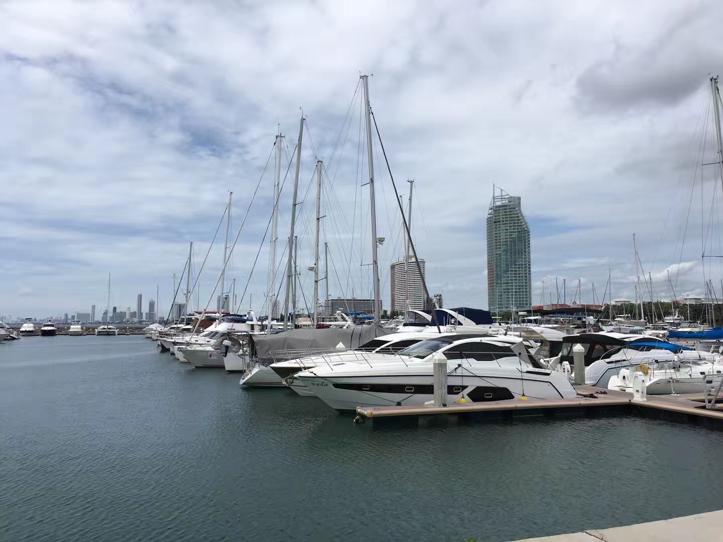 青岛会议服务公司