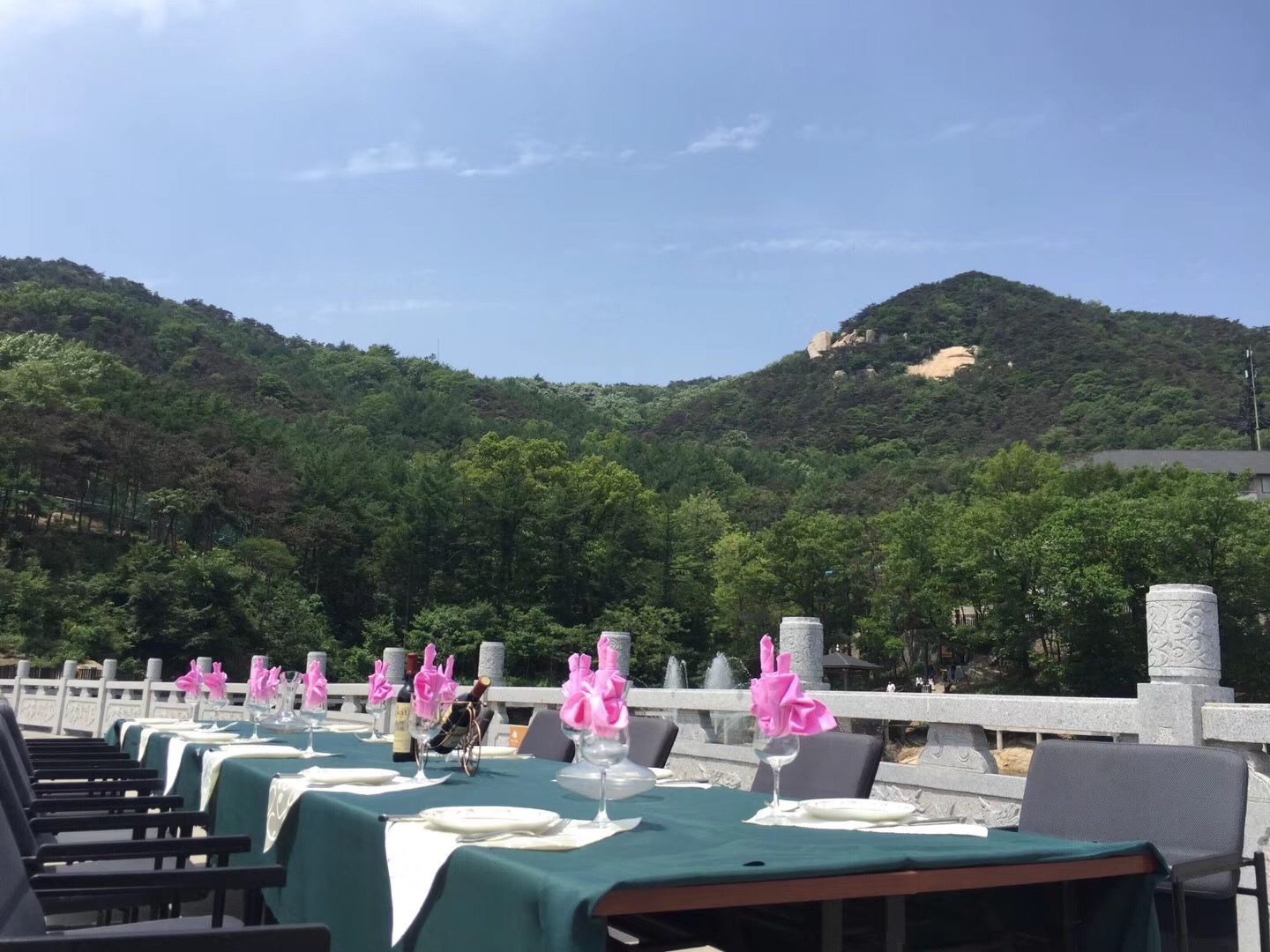 青岛会议旅游包车价格