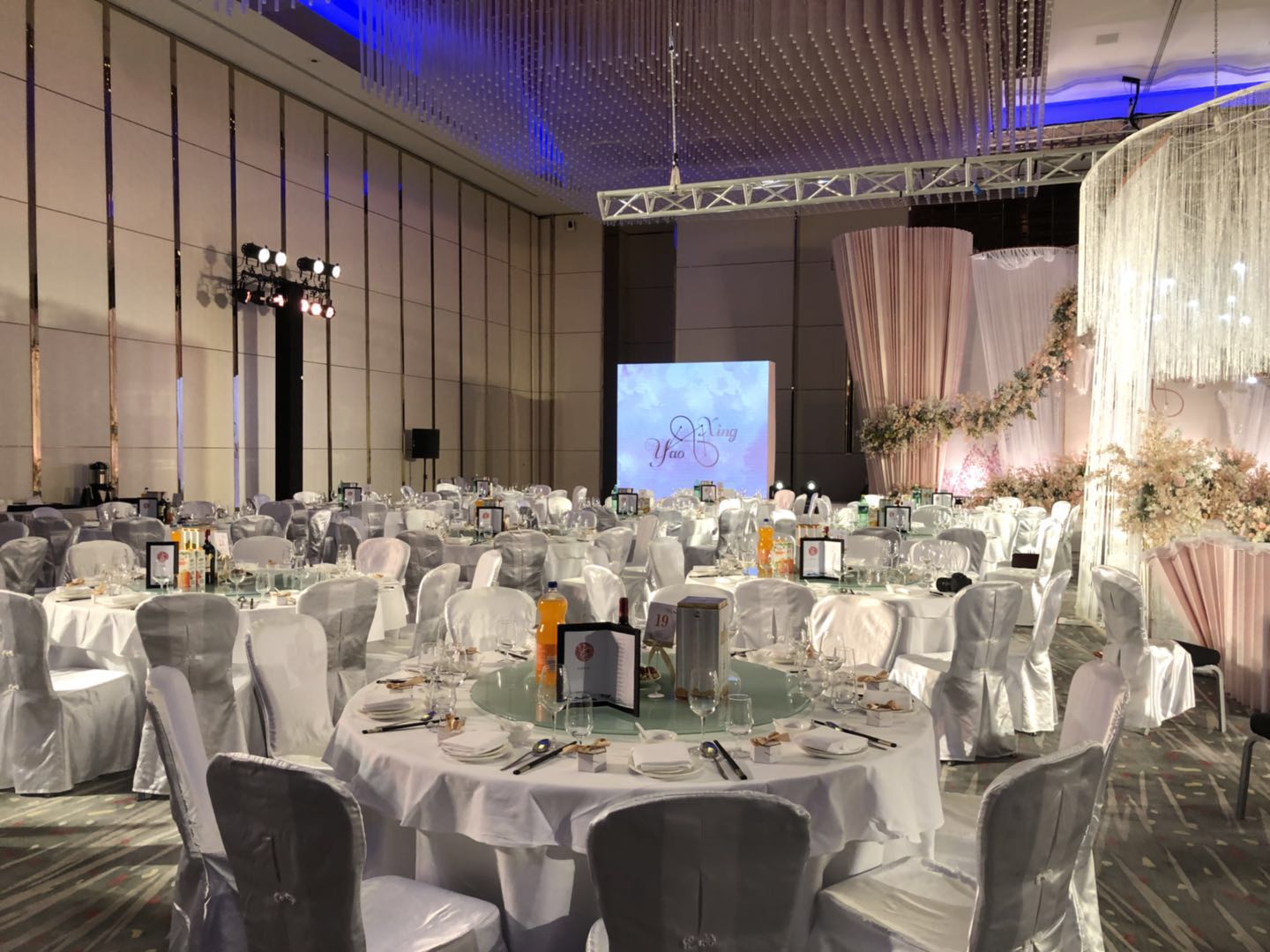 青岛会议服务大型会务工作的原则